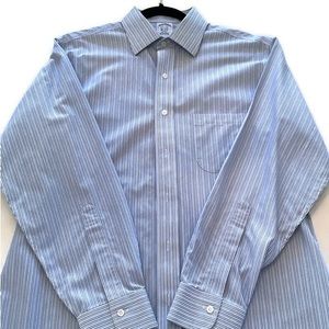 Brooks Brothers Classic Men’s Blue Non-Iron Pinstripe Dress Shirt 15 1/2-33